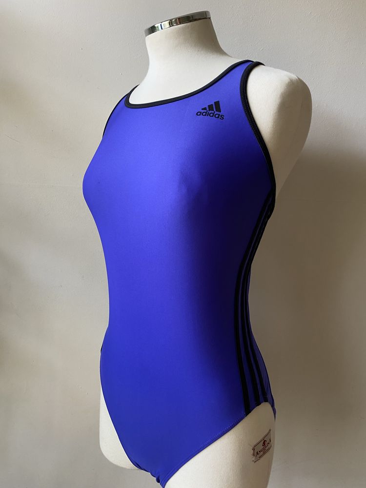 Цял бански, Speedo, Adidas, Nike и други