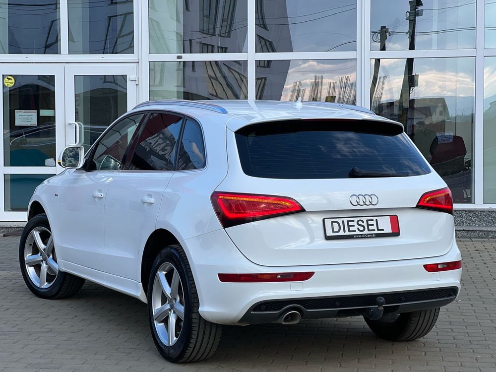 Vând Audi q5    3x Sline