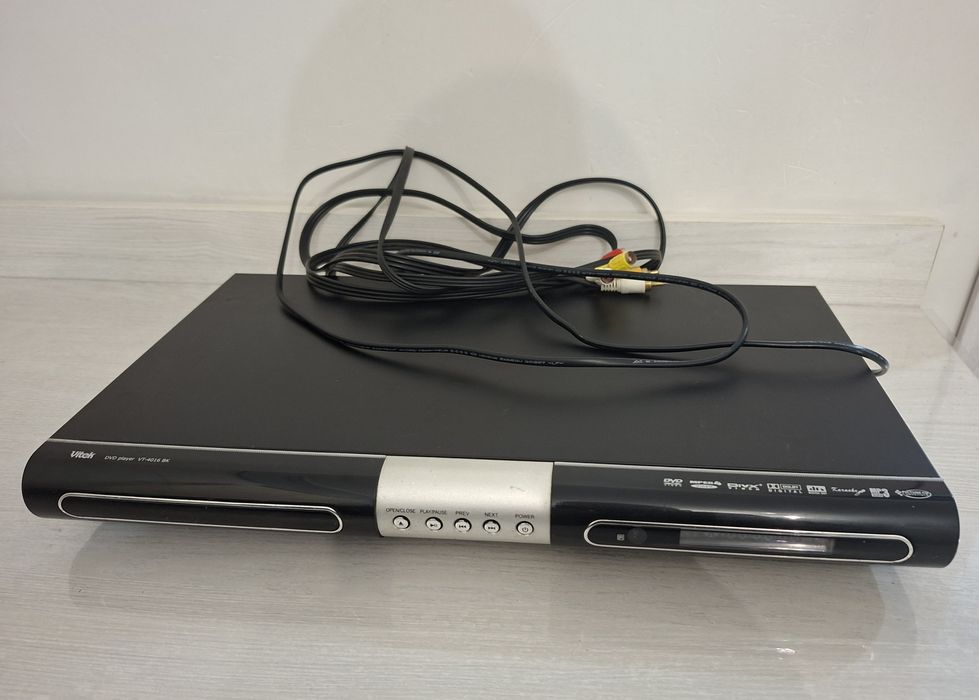 Продам DVD. ДВД проигрыватель