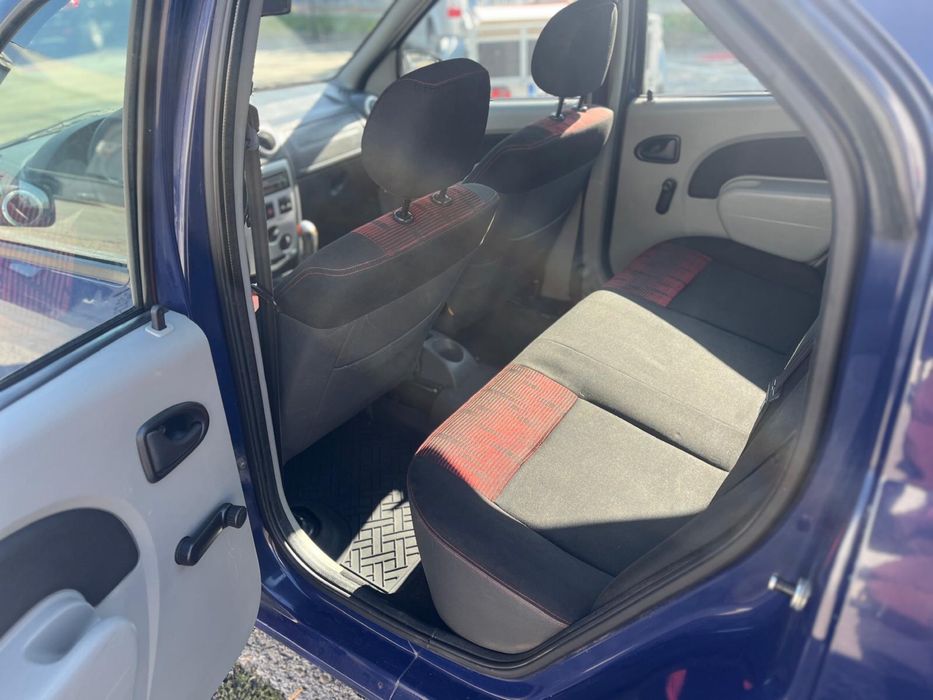 Vand Dacia logan 1.5 dci