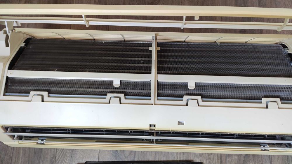 Вътрешно тяло Daikin FTXS35D3VMW и FTXS25D3VMW