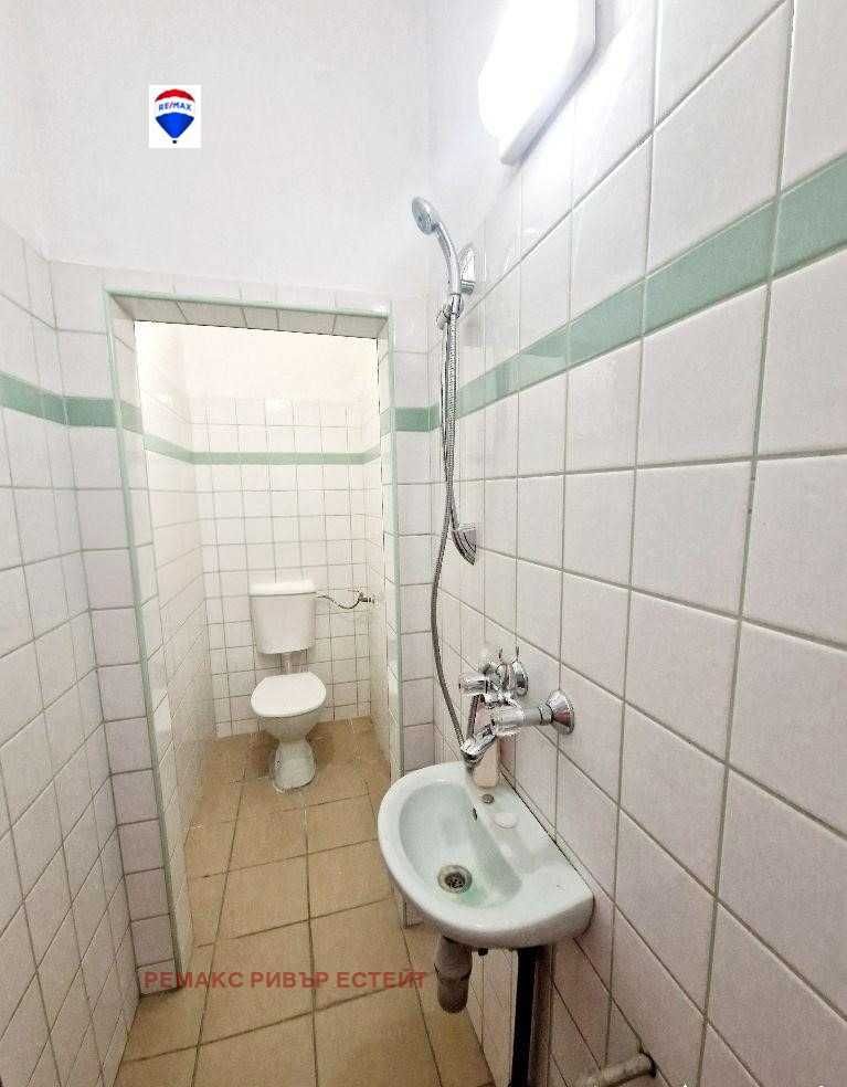 Офис за продажба в центъра на гр. Русе