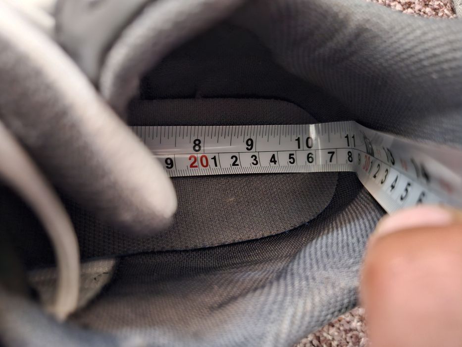 Pantofi sport noi Dark Seer nr 42