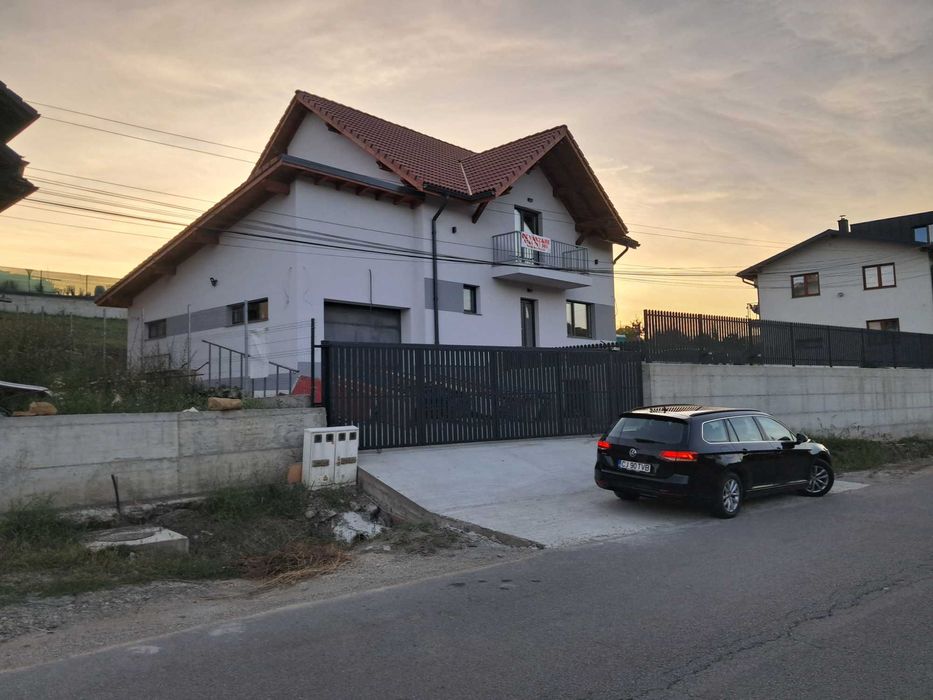 Casa unifamiliala