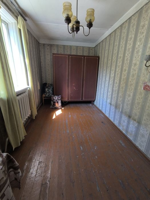 3 х ком Спутник. В деревянном доме. Санузел раздельный 2/2. Титан чугу