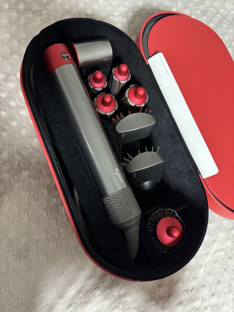 Продам Dyson