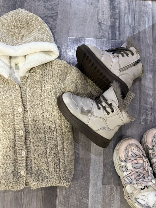 За все 5000т кофта до 3х лет, сапоги зима 30р