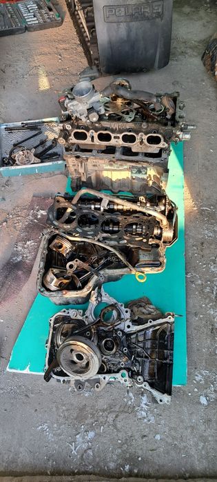 Продам двигатель Тойота  1zz-fe по запчастям, без навесного