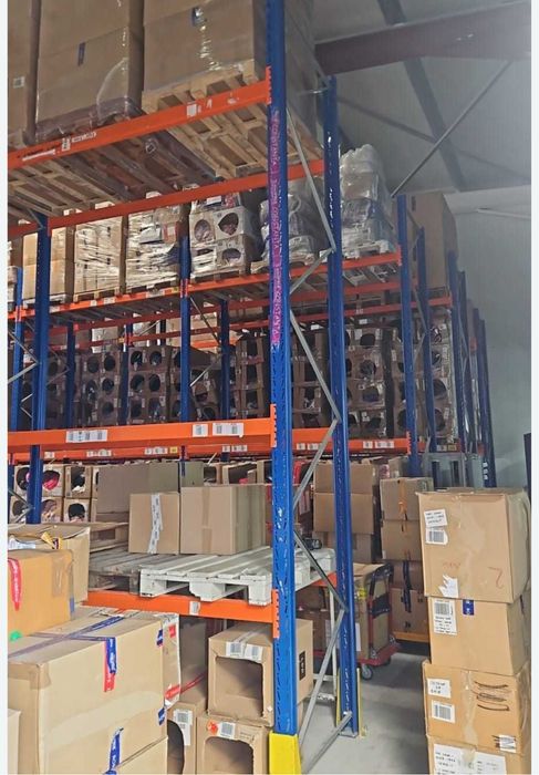 Rafturi metalice reglabile
