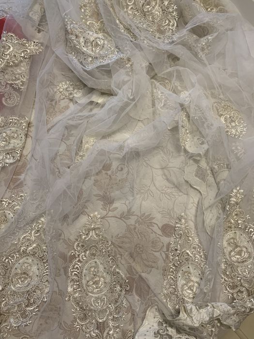 Продам штор в отличном состоянии