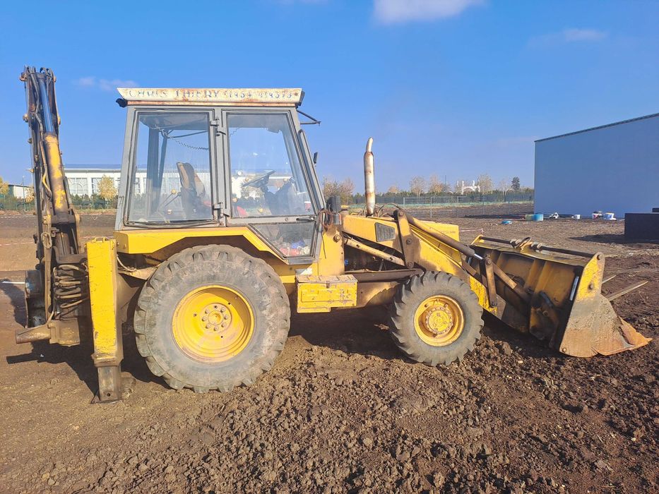 Vand Buldoexcavator JCB 3CX