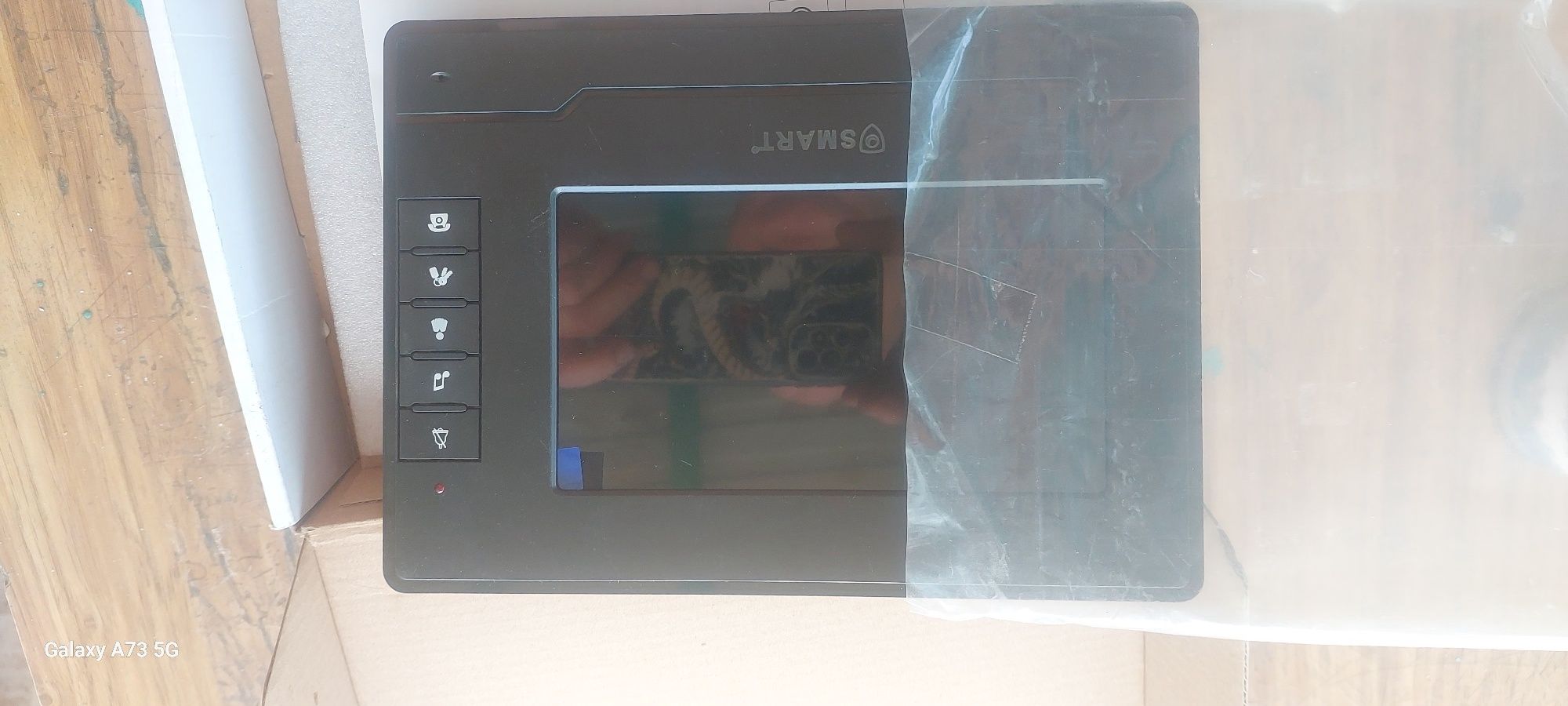 Продам видеодомофон Smart model:V70N