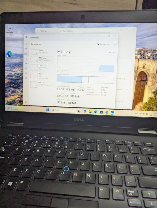Dell bussines i5 8gb 256ssd cartela sim
