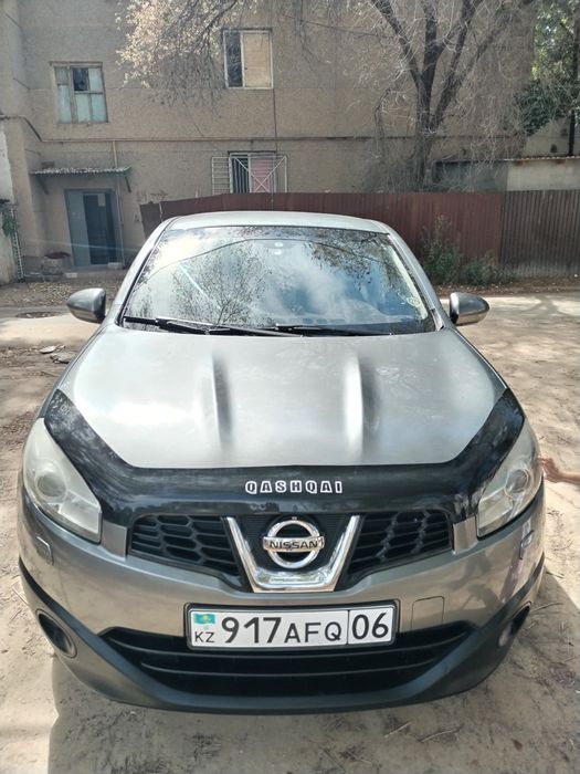 Машина Nissan Qashqai