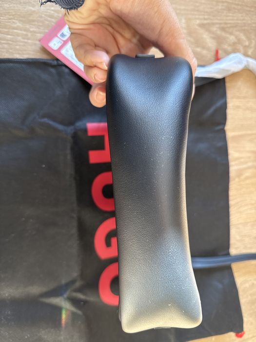 HUGO чисто нова чанта