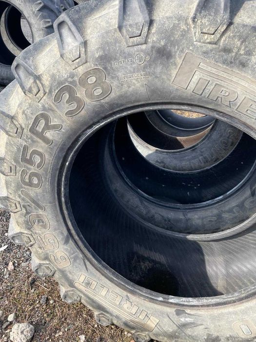 650 / 65 R 38 Pirelli 2 buc Anvelope agricole
