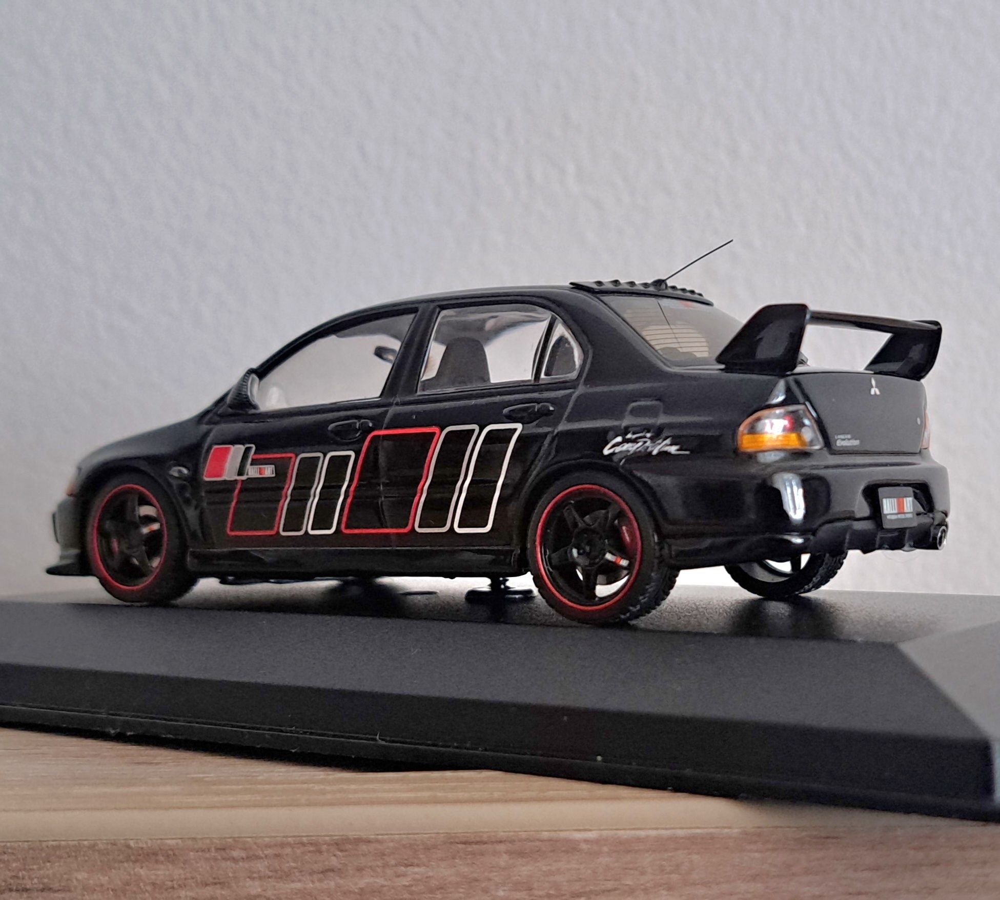 AUTOart 1/43 Mitsubishi Lancer EVO 9, Ralliart