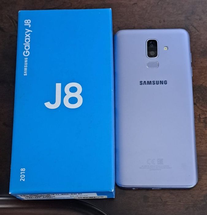 Samsung J8 в хорошем состоянии