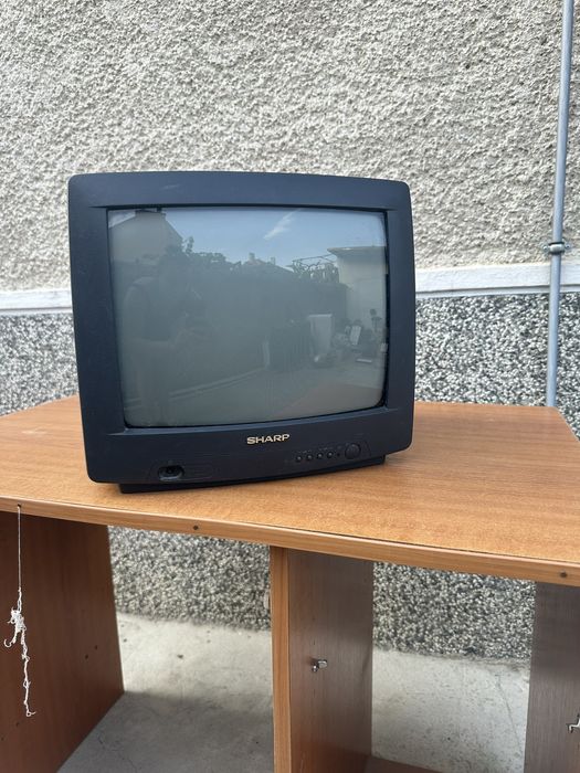 Продавам телевизор голям и малък от старите здрави и работещи