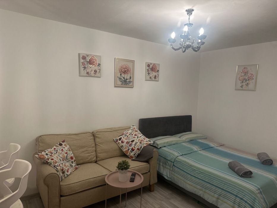 Închiriez garsonieră regim hotelier