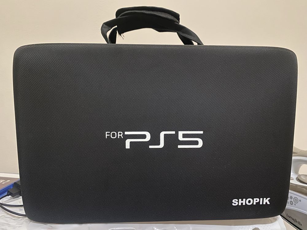 Playstation 5почти новый