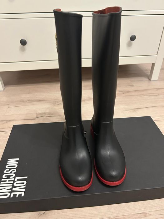 Cizme Love Moschino