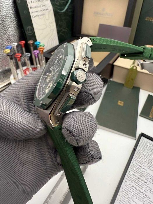 audemars piguet offshore 44mm silver/green