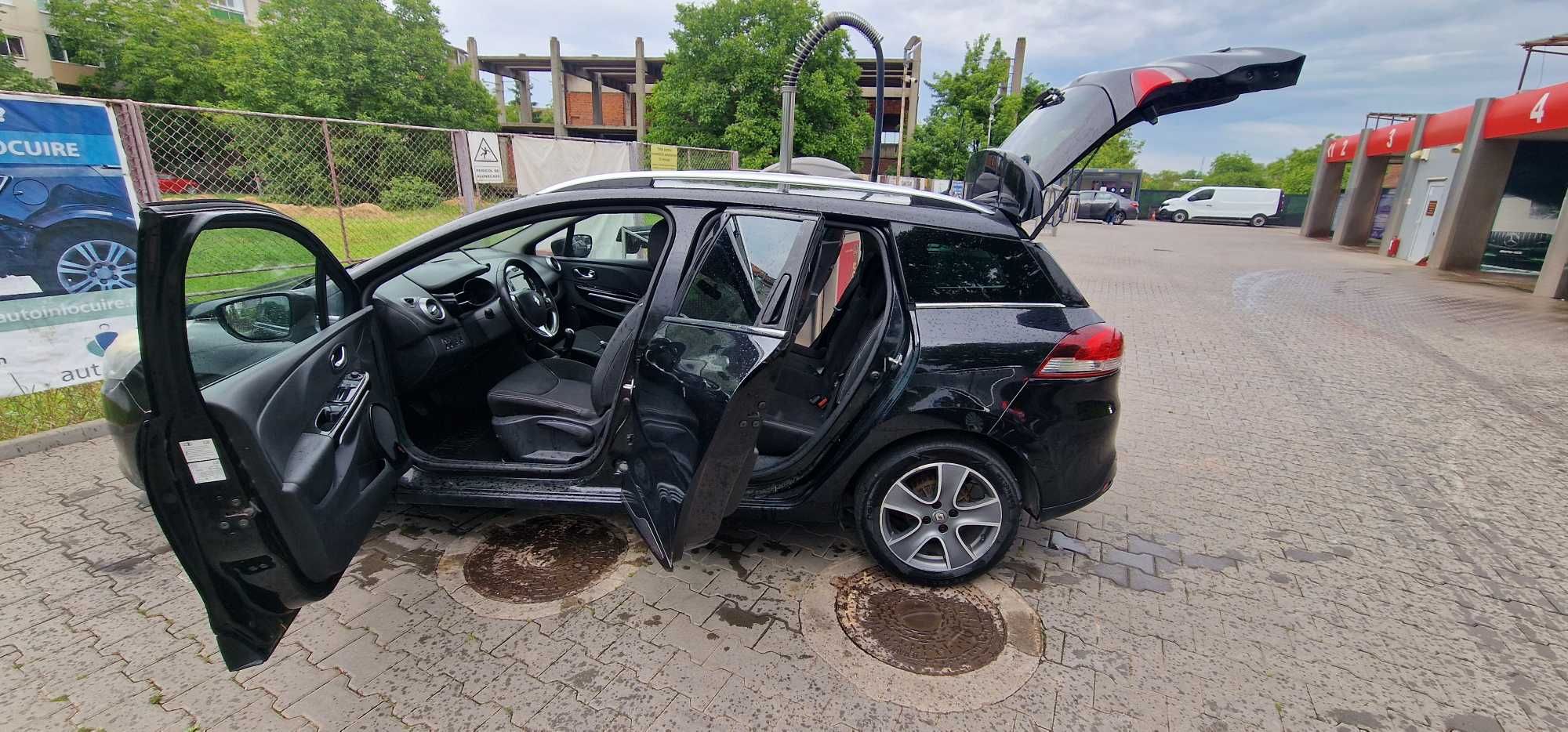 Renault Clio Grand Tour 2015