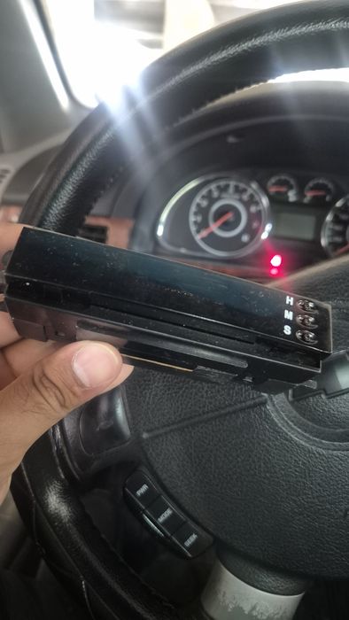 Часы Chevrolet Gentra Б/У