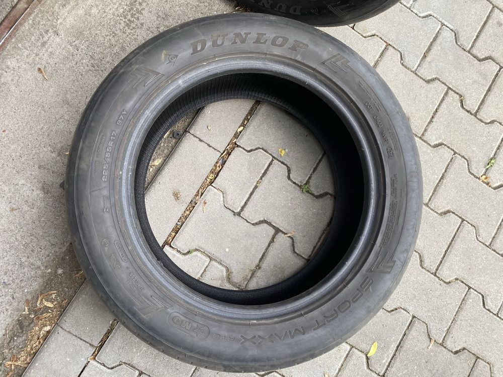 Cauciucuri vara Dunlop 225 55 17 6mm la 100 ron buc an 2019