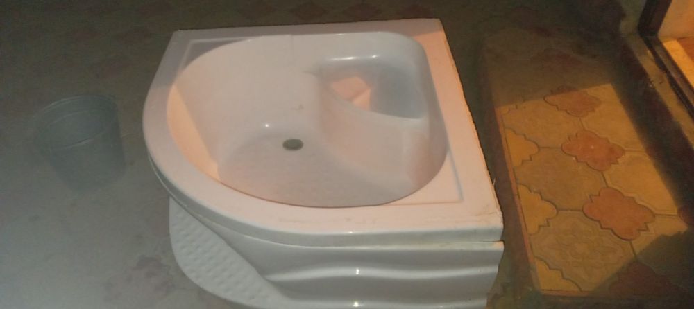 Ванна белая джакузи