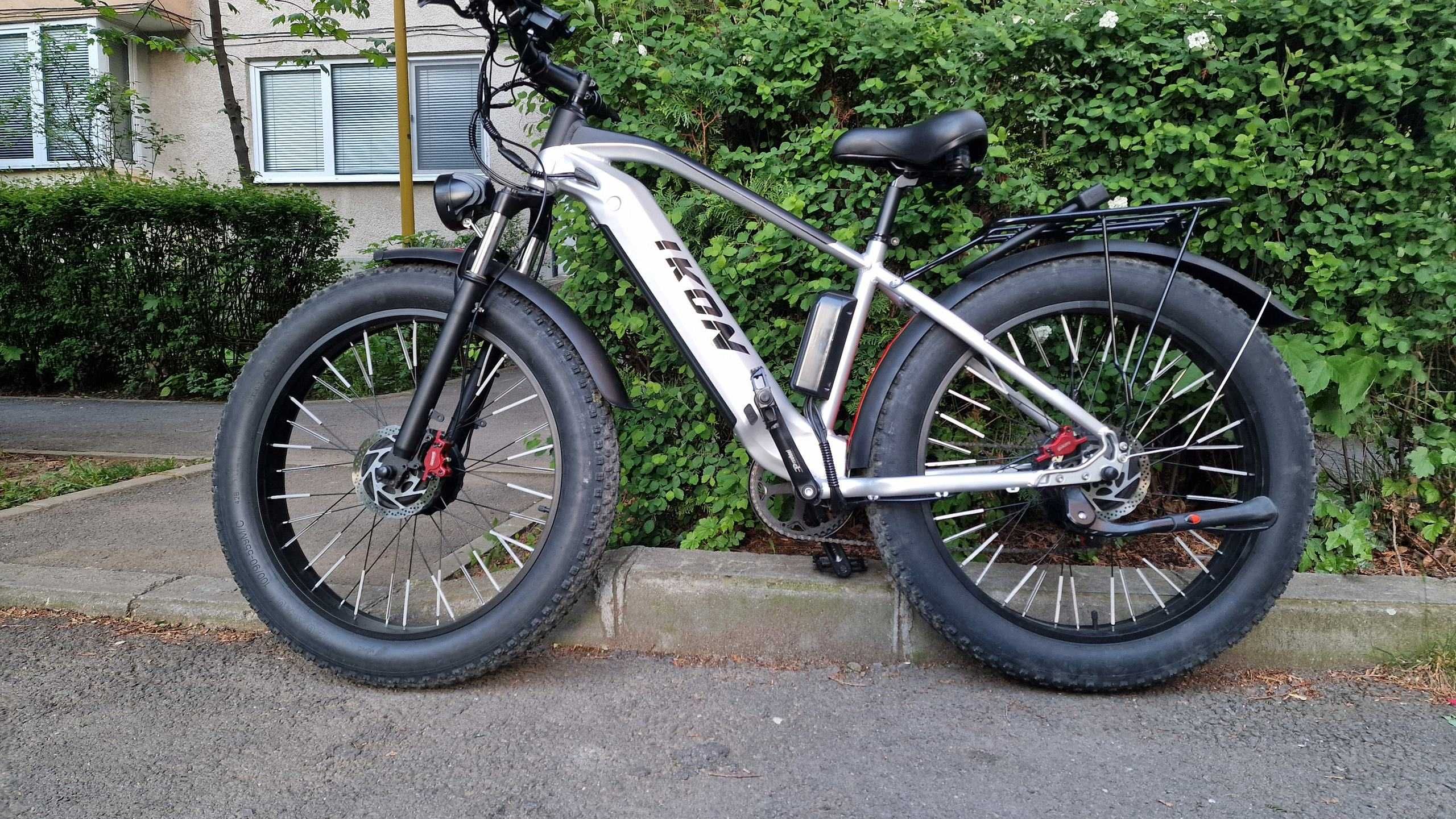 Bicicleta fat bike electrica, 2 motoare de 750W