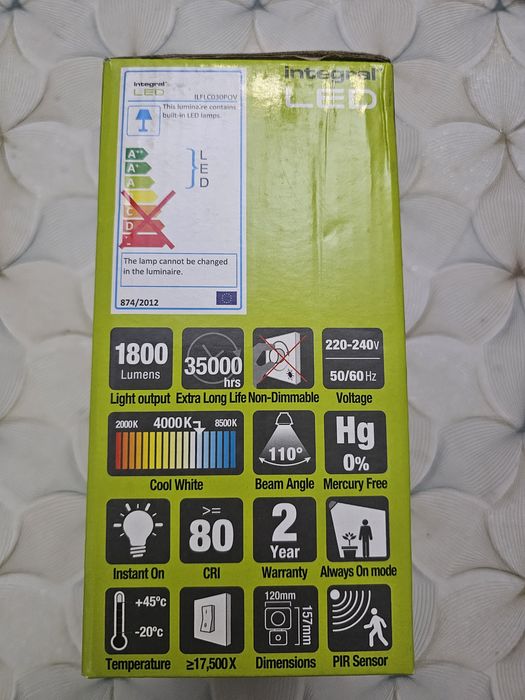 Proiector led 20w 1800 lumeni cu senzor de mișcare