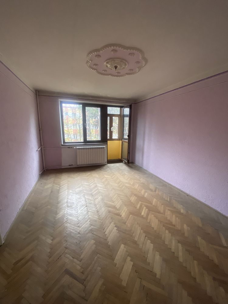 Apartament 62 mp