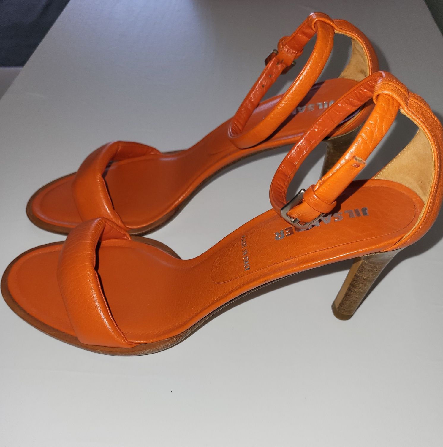 Маркови обувки Fendi, Calvin Klein, Paciotti, Jil Sander, D&G