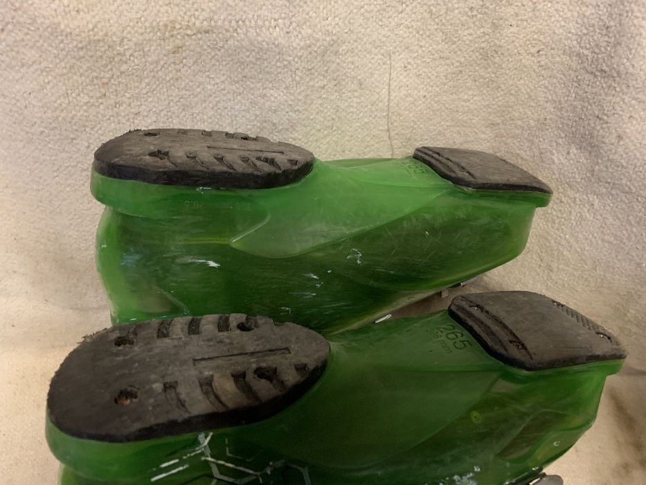 Clapari ski schi Rossignol EVO marime EUR:40 Mondo:26 308mm 3clape