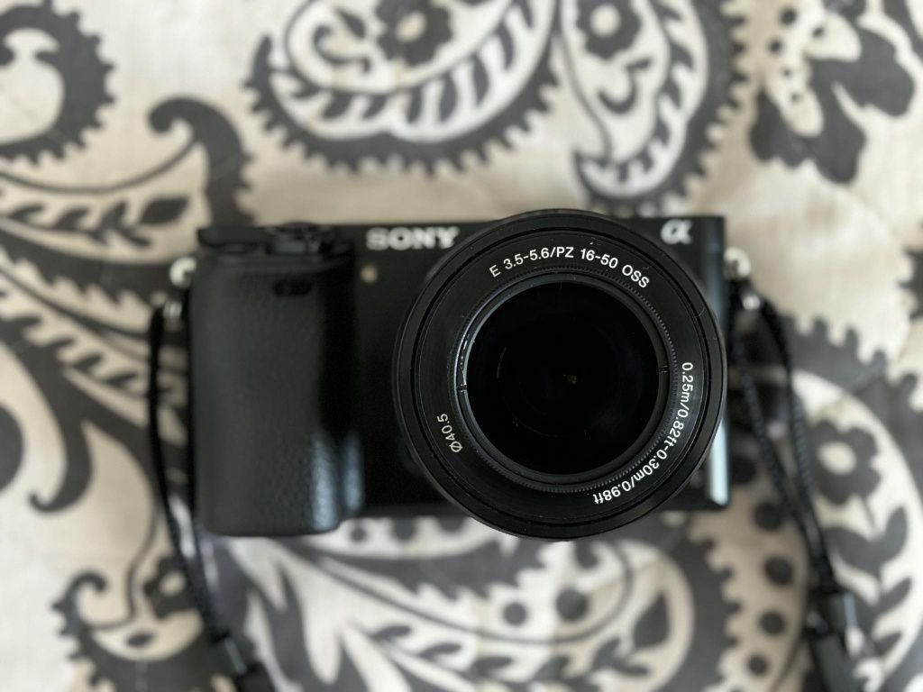 Sony a6000 de vânzare