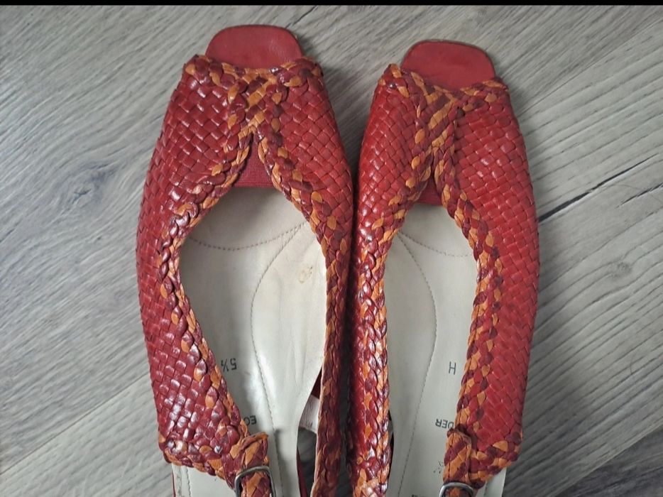 Sandale vintage din piele împletită –OFERTA IN DESCRIERE