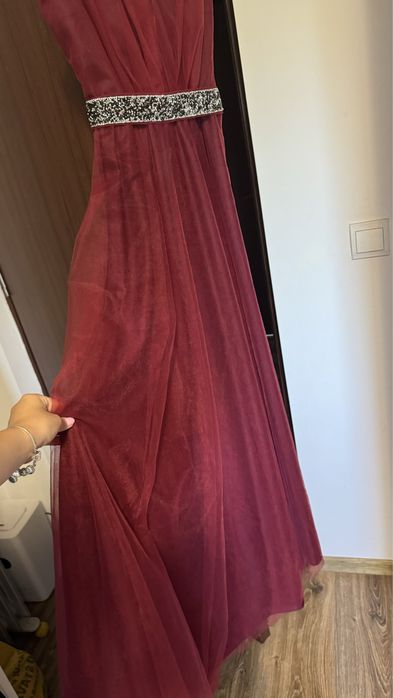 Rochie evenimente impecabila
