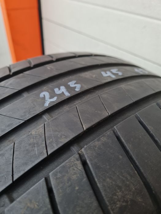 Летни гуми 2 броя BRIDGESTONE Turanza T005 245 45 R17 дот 1020