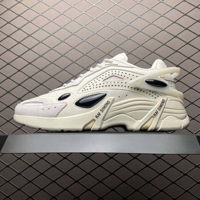 Raf Simons Cylon