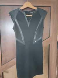 Черна рокля Есен-Пролет
