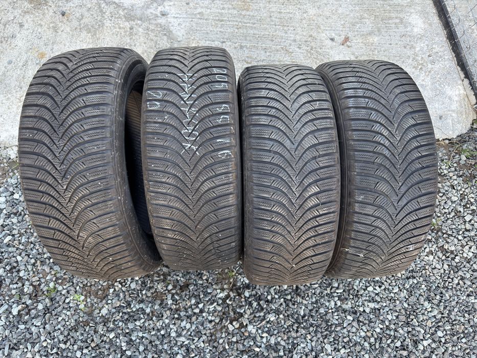 Set 4 anvelope 205 55 r16 hankook de iarna