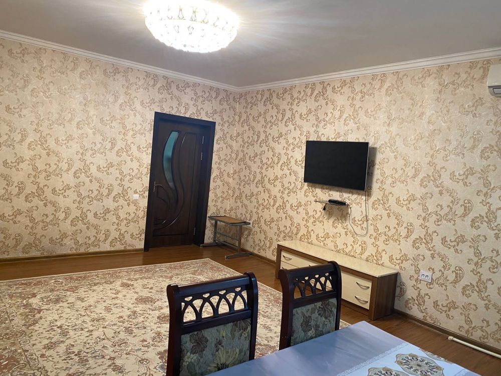 Срочно Продаётся квартира Чиланзар 7 2 ком ор.Катартал базар