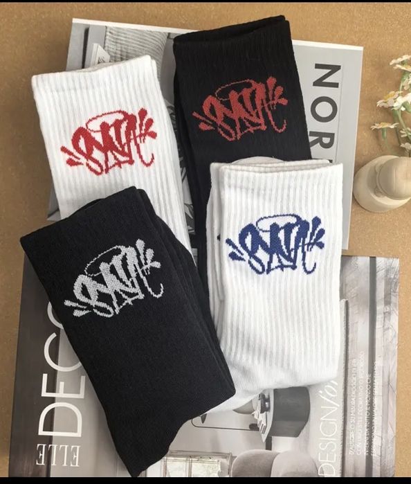 syna world чорапи