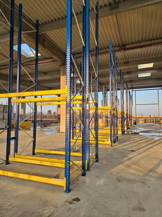 Importator direct rafturi noi pentru paleti