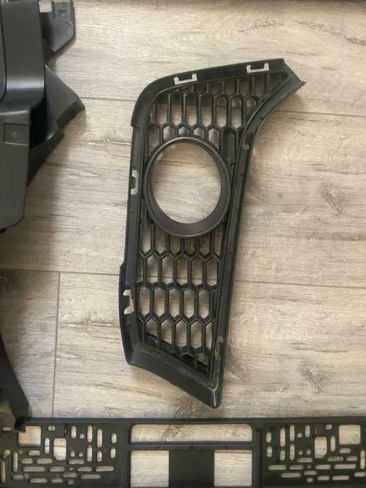 Prinderi / Ornamente BMW F30/F31 Bara Stil M3