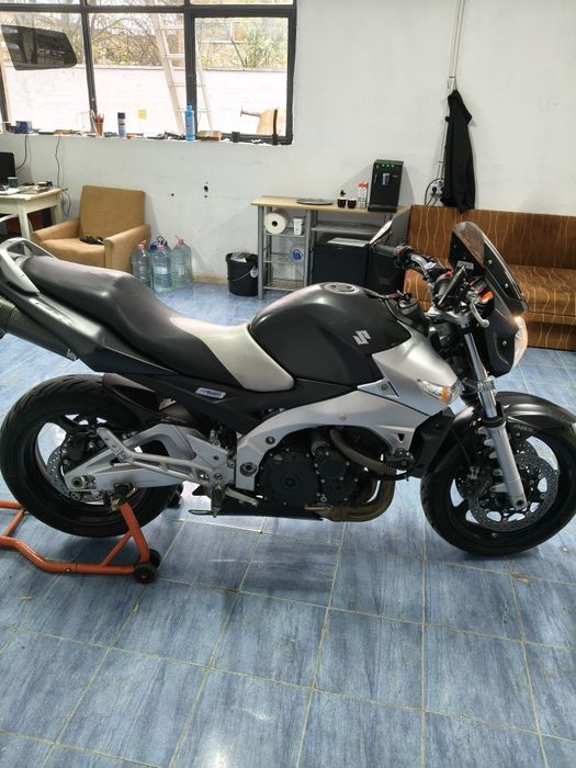 Suzuki GSR 600 cu  ABS