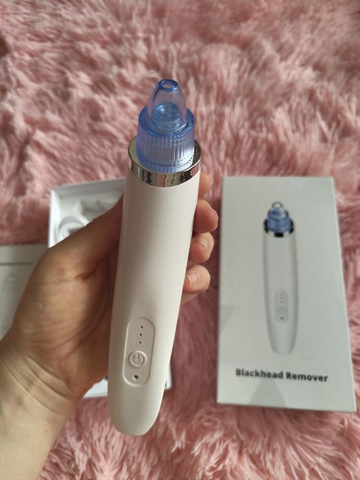 Aparat Extracție Puncte Negre – ca nou, folosit doar de câteva ori