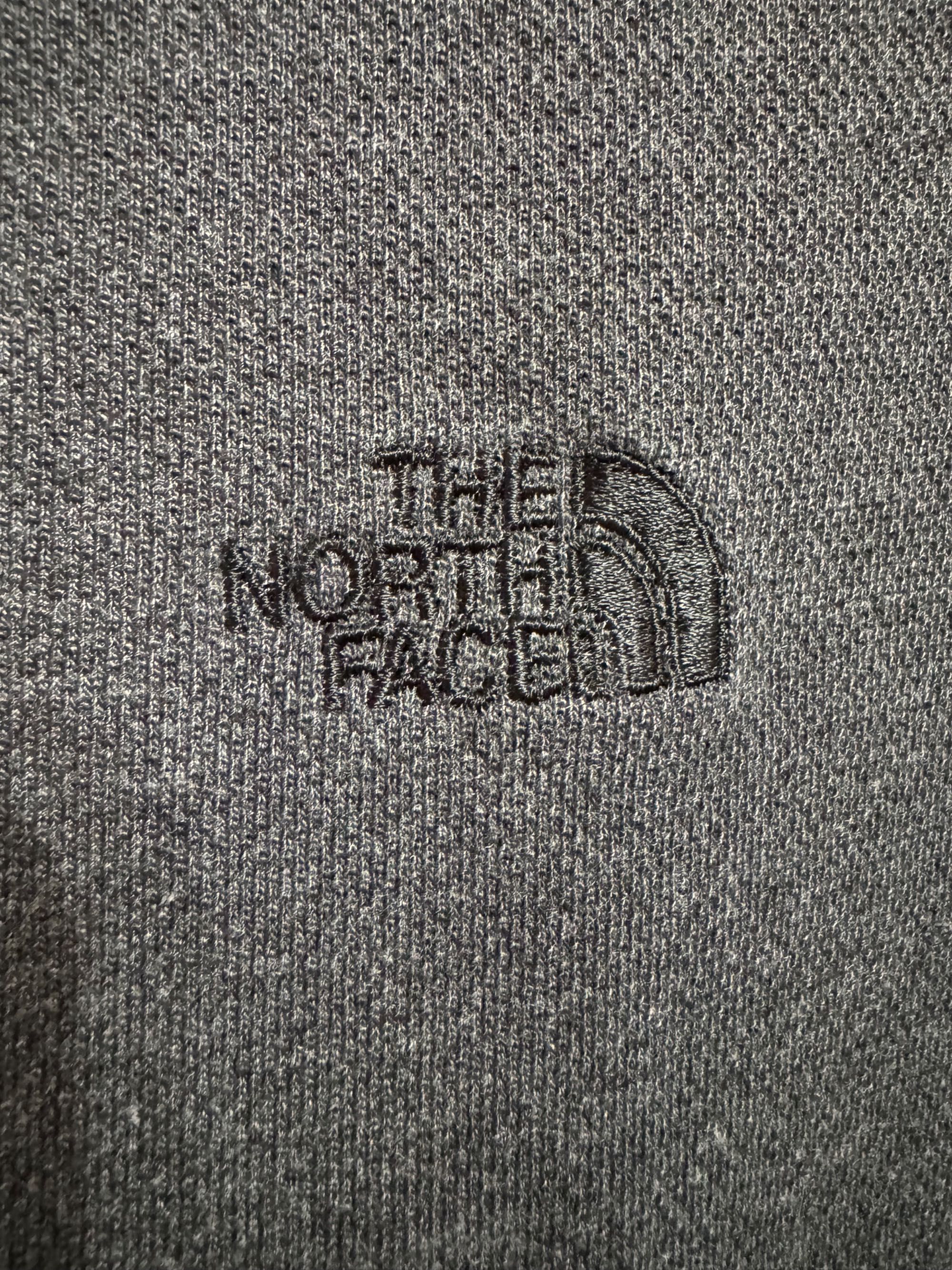 2 броя The North Face Black 1/2 Zip.          Aeronautica Pullover.